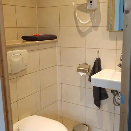 Op De Burg Oda ve Kahvaltı 3*