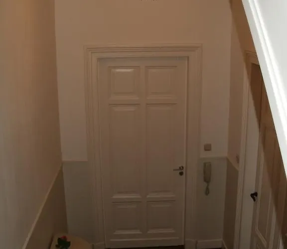 Alojamento de Acomodação e Pequeno-almoço Op De Burg 3*